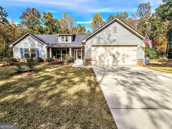 95 Esther Dr, Grantville, GA 30220