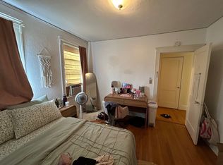 172 Norfolk St #8, Cambridge, MA 02139