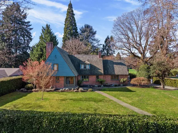 1833 SE Exeter Dr, Portland, OR 97202