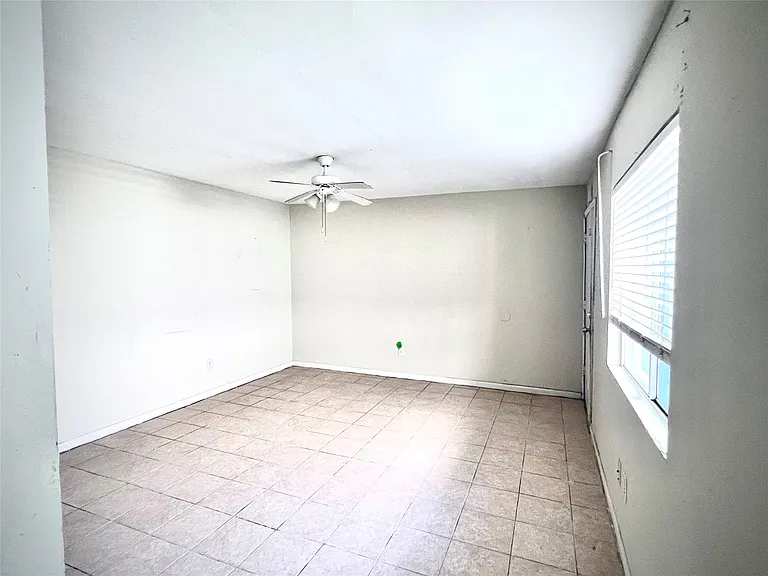 6802 Sayers St #A — Photo 9