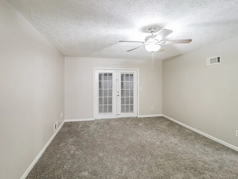 6875 Fielder Ct — Photo 12