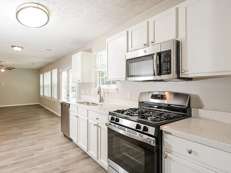 1348 Blazing Star Rd — Photo 7