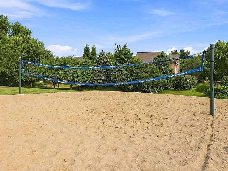 6823 Cloudscape Way — Photo 31