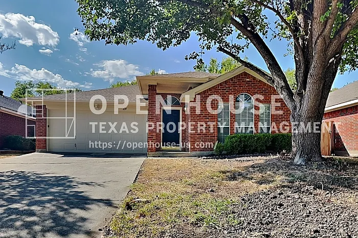 3 bed, 2.0 bath, 1587 sqft, $2,150 — Photo 1