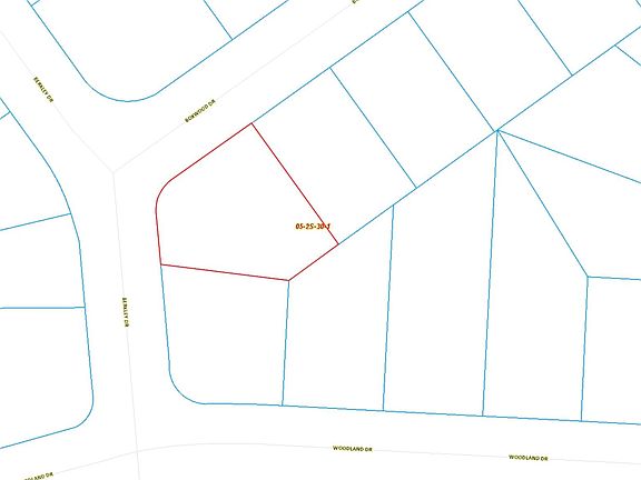 3rd image of 701 Boxwood Dr