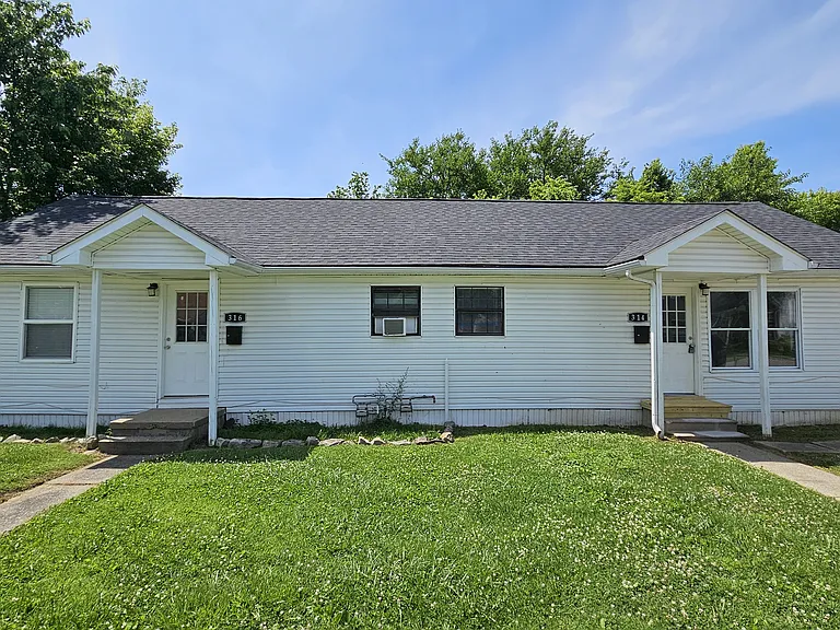 314 Marshall Dr — Photo 2