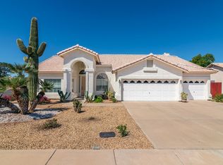 806 N Hill Cir, Mesa, AZ 85203