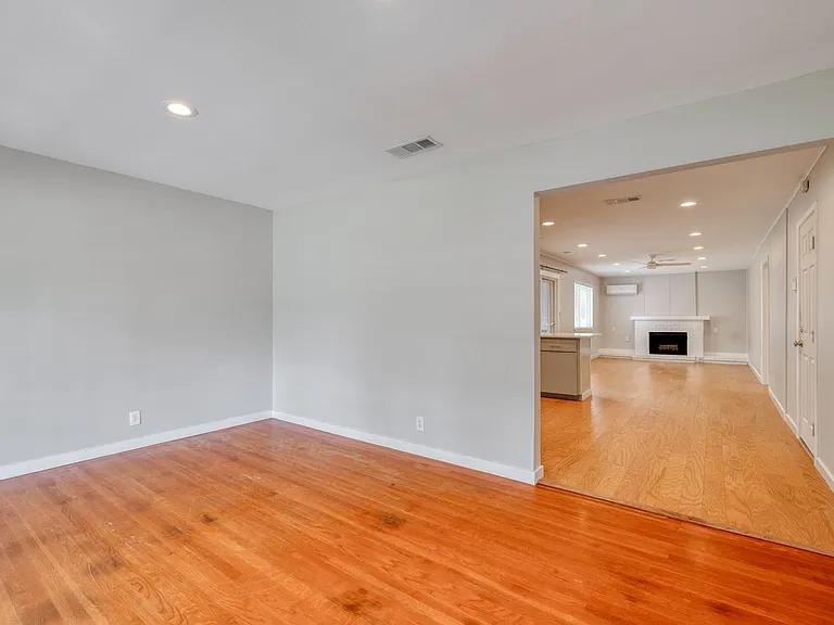 8202 Polar Dr — Photo 5