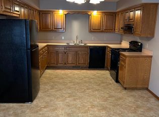 4241 S Broadway Ave, Springfield, MO 65810