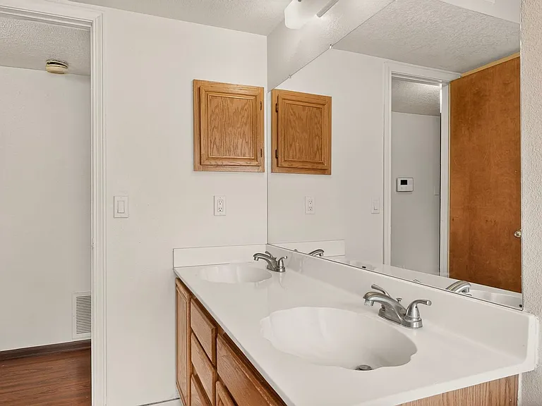 7817 Sunrose Dr NW — Photo 42