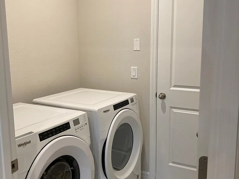 3182 Fresno Pl — Photo 9