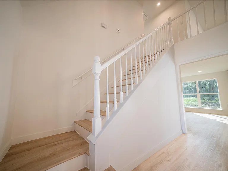 3547 Glenwood Springs Dr — Photo 4