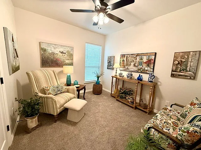 425 Talon Loop — Photo 16