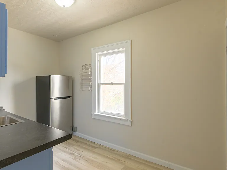 1612-1614 Lagonda Ave #C — Photo 2