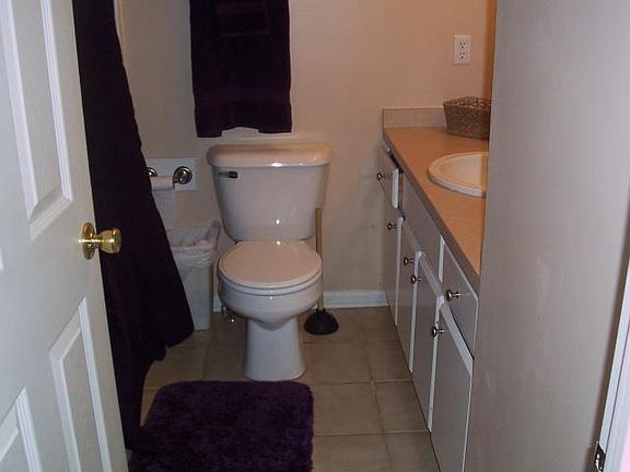 3rd image of 1236 Shepard Way