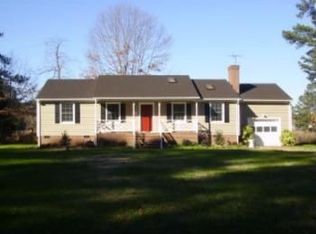 6678 Northwind Ln, Gloucester, VA 23178