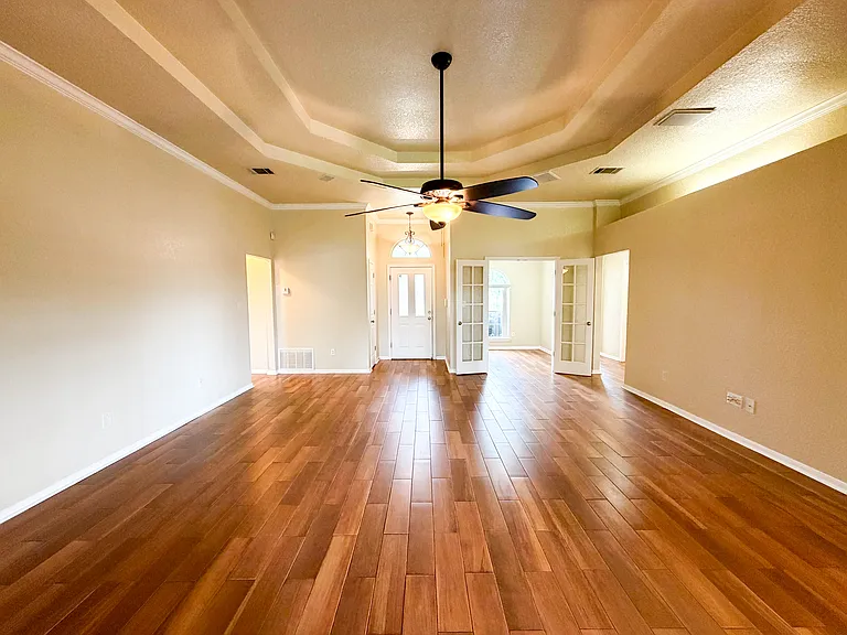 4512 Crested Butte Dr — Photo 5