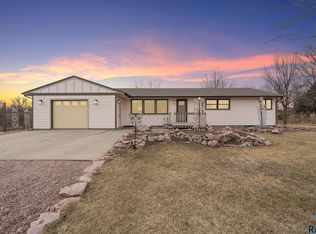 47946 257th St, Garretson, SD 57030