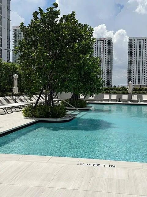 2 bed, $7,900 — Photo 4