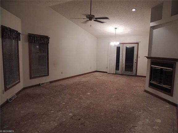 3rd image of 10510 Greenview Ave