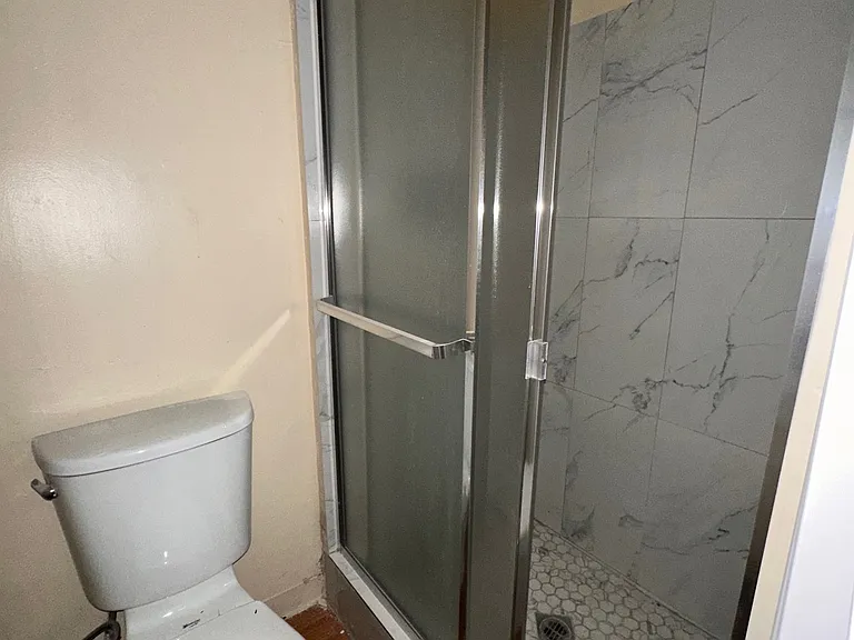 1020 W Angeleno Ave #7 — Photo 14
