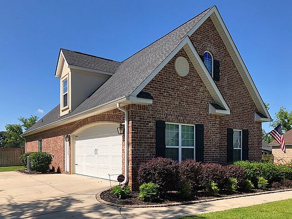 2nd image of 410 Taylor Elaine Dr