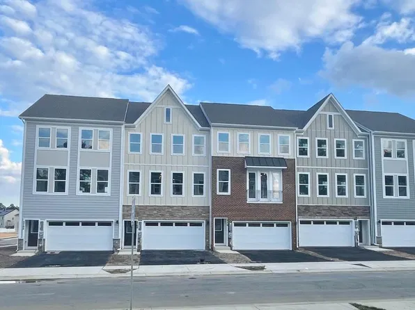 2768 Bear Claw Pl, Waldorf, MD 20601