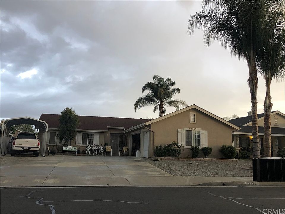 1st image of 42855 Berkley Ave