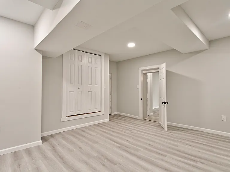 3900 Edwards Rd #4 — Photo 10