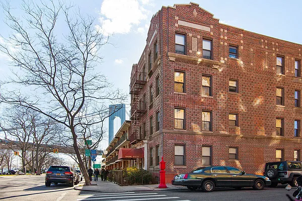 Sold by Corcoran | media 15