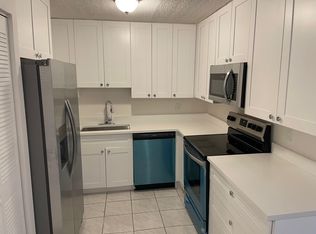 1100 SE 4th Ave APT 4, Deerfield Beach, FL 33441