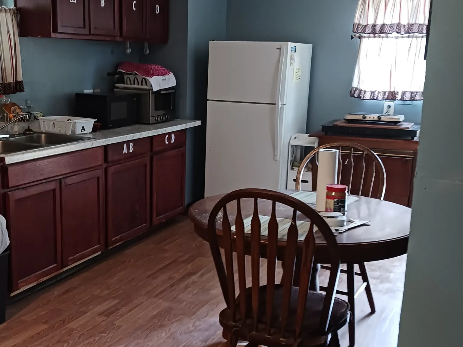 254 Woodlawn Ave — Photo 4