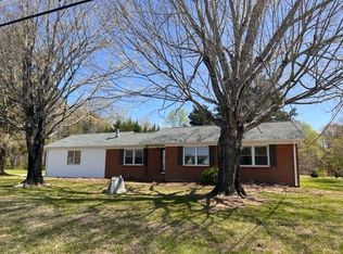 3148 Pleasant Ridge Rd, Summerfield, NC 27358