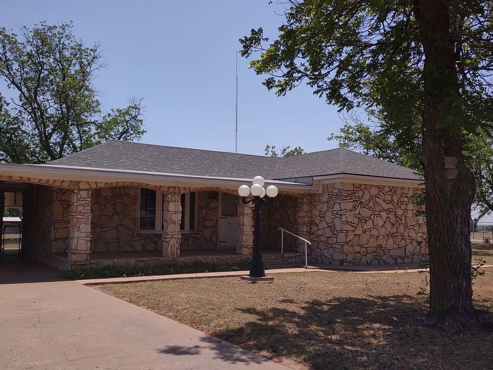 212 Jewel St, Winters, TX 79567 Zillow