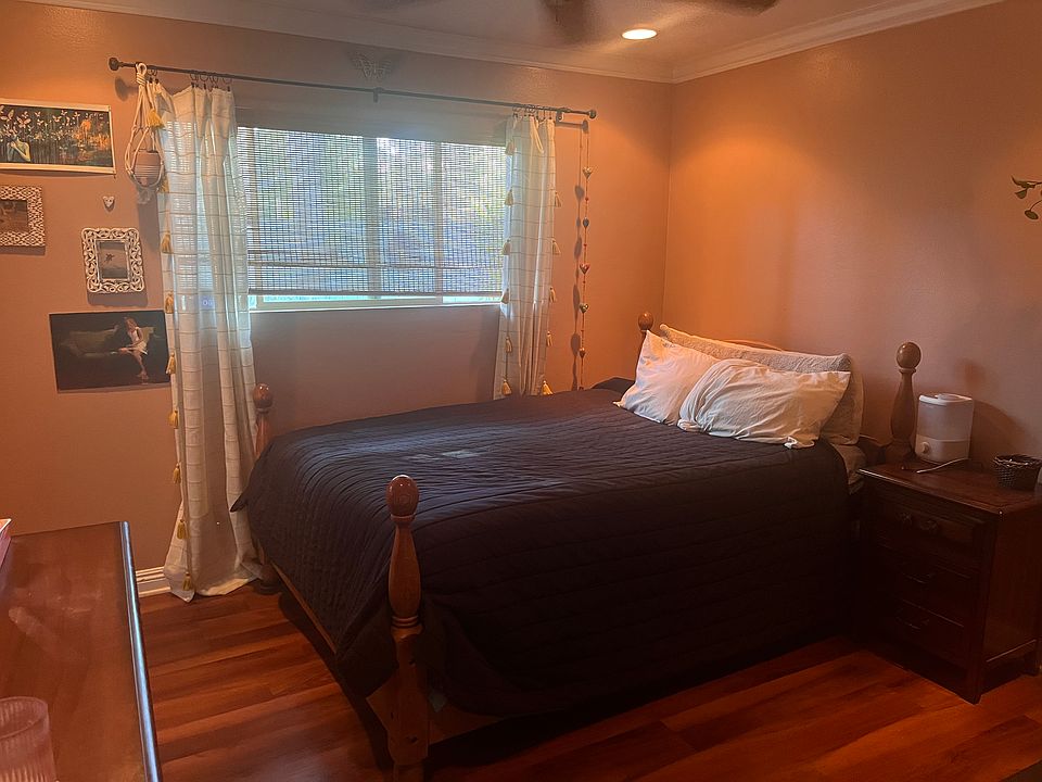 2nd image of 31113 Camino Del Este