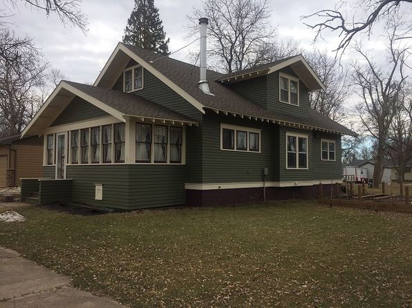 305 E Main St