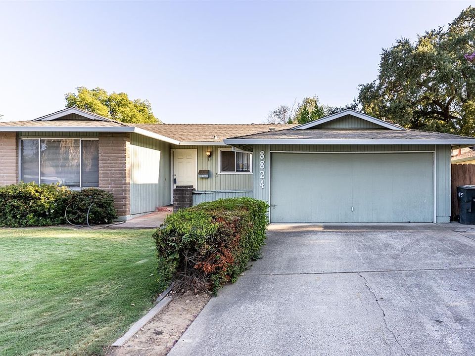 2nd image of 8824 Garden Glen Way