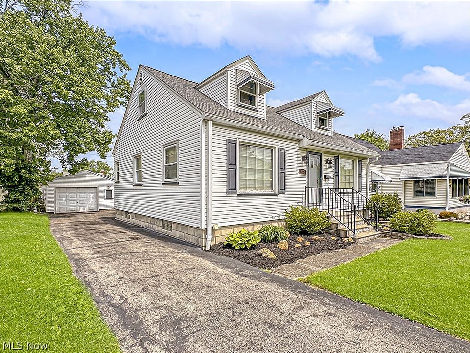1st image of 1662 Meadowbrook Ave