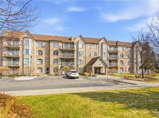 216 Plains Rd W #F304, Burlington, ON