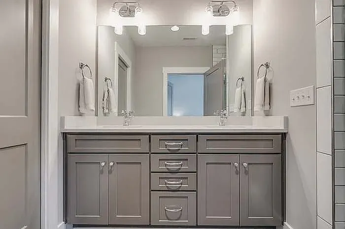 Master bath 2