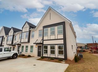 2810 Ridge Crest Ct, Opelika, AL 36801