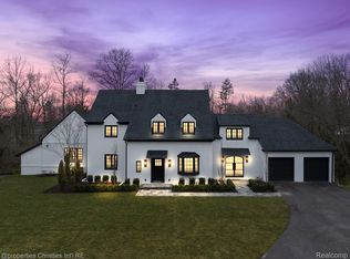 31325 Lahser Rd, Beverly Hills, MI 48025