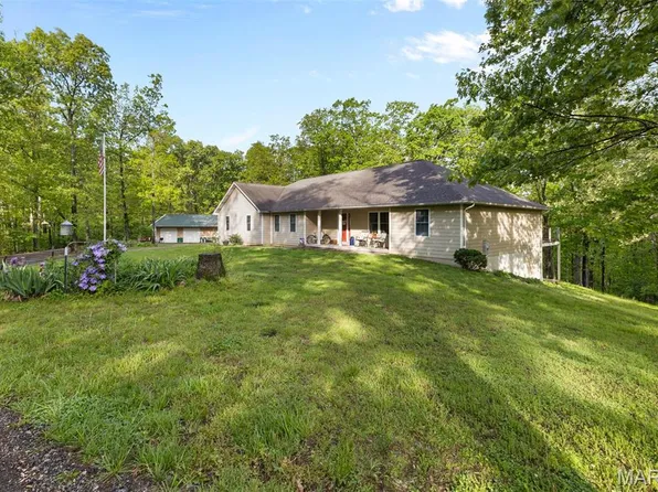 102 Timber Ln, Farmington, MO 63640