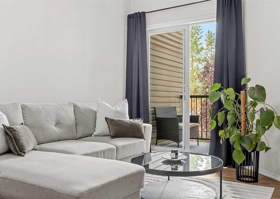1st image of 73 Erin Woods Ct SE #2213