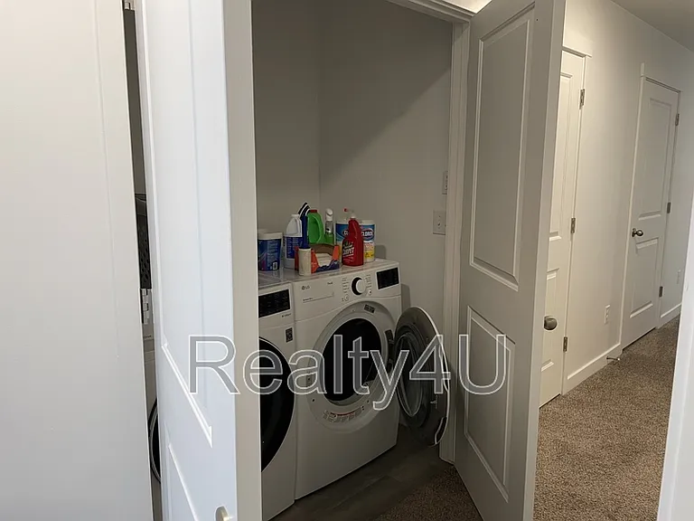 1088 E Waterway Ln #1 — Photo 16
