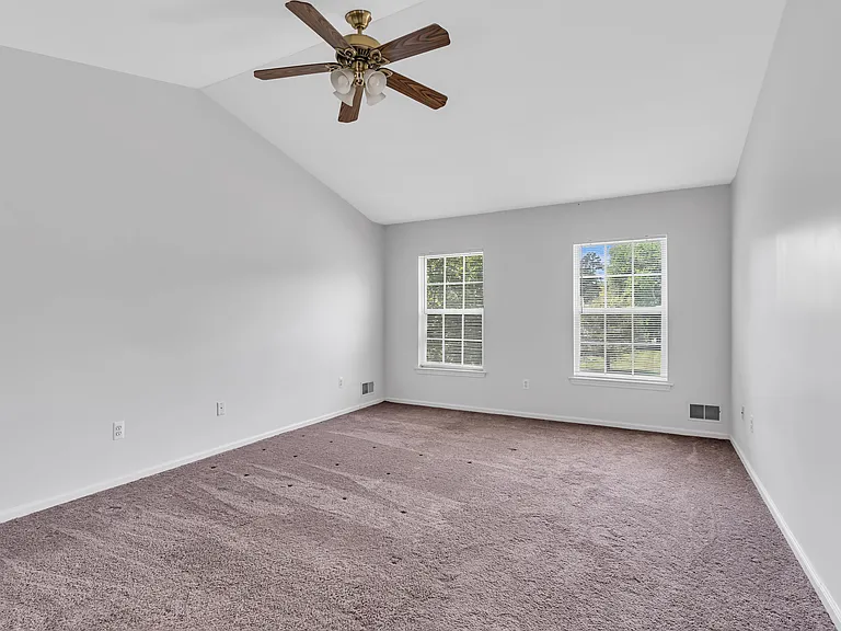 333 Nighthawk Ln — Photo 49