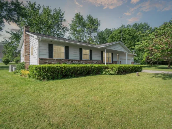 11010 Farrand Rd, Otisville, MI 48463