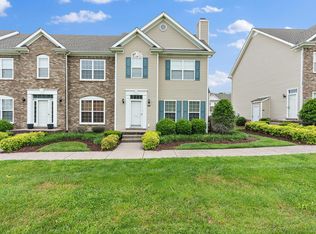 1016 McKenna Dr, Thompsons Station, TN 37179