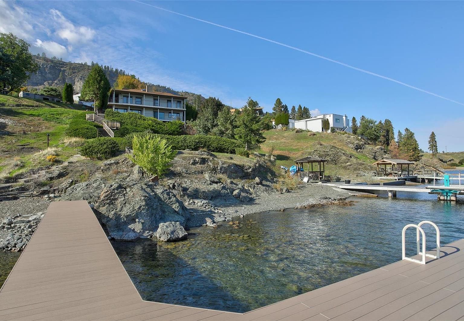 25 Traders Cove Rd, Kelowna, BC V1Z 3S3 Zillow