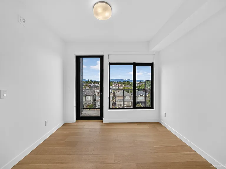 6485 Manitoba St #506 — Photo 5